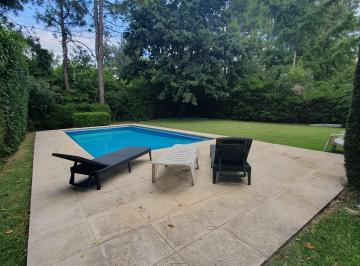 Casa de 6 ambientes, Pilar · Mayling - Venta Casa Muy Bien Ubicada
