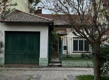 Casa de 3 ambientes, Hurlingham · Chalet Cercano Plaza