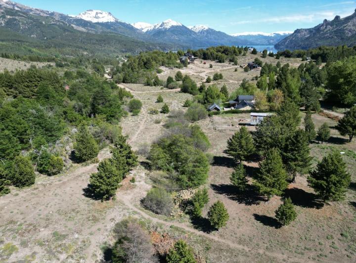 Terreno · 1011m²