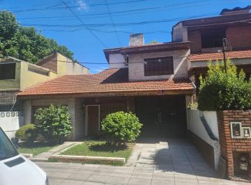 Casa de 4 ambientes, La Matanza · Bajada de Precio, U$155.000.chalet a Reciclar o Lote Apto Construccion, Zonificacion U1a2