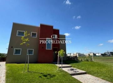 GBB-GBB-1331_2 · Alquiler Anual de Casa 4 Ambientes en Santa Lucia, Pilar
