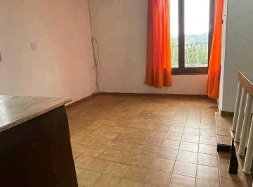Casa · 90m² · 3 Dormitorios · 2 Cocheras · Vendo Casa Villa Carlos Paz con Hermoso Terreno