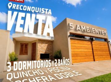 Casa · 240ha · 5 Ambientes · 2 Cocheras · ¡Tu Nuevo Hogar Te Espera en Reconquista! Hermosa Casa en Venta