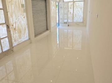 Local comercial · 29m² · Vendo Local en Esquina - Totalmente Reciclado - Zona San Jose/universidad