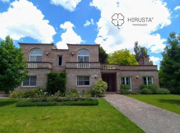 FRENTE 2 · Casa en Venta Mayling Club de Campo - 4 Dorm. - Hirusta Propiedades