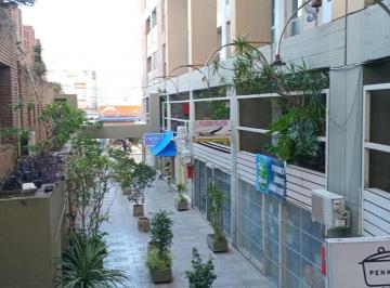 Departamento · 57m² · 3 Ambientes · Centro Cpjo. Florencia Santa Rosa 100 C/vigil. a m Av Colón