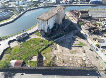 Terreno · 10000m² · Alquiler Terreno en Avellaneda - 10.000 m²