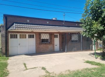 Casa de 5 ambientes, Ciudad de Santa Fe · Casa de Dos Dorm., Cochera y Patio en Venta.