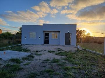 Casa de 3 ambientes, Miramar · Casa en Venta