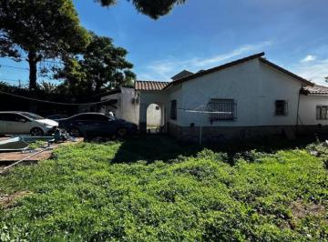 Casa · 100m² · 4 Ambientes · Casa en Venta - 3 Dorm. 1 Baño - 509 m² - Ituzaingó