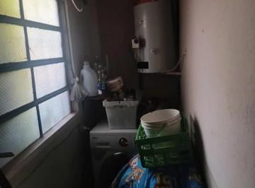 Casa · 1m² · 4 Ambientes · 1 Cochera · Venta Casa Tres Dorm. Mas Fondo Mahatma Gandhi 300 Temperley