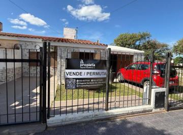 Casa de 2 ambientes, Arroyo Cabral · En Venta Casa en Arroyo Cabral