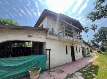 Quinta vacacional · 88m² · 6 Ambientes · 1 Cochera · Venta Quinta General Rodriguez