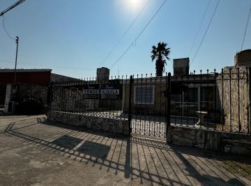 Casa de 5 ambientes, Ausonia · En Venta Propiedad en Ausonia