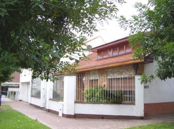 Casa de 6 ambientes, Quilmes · Chalet en Venta