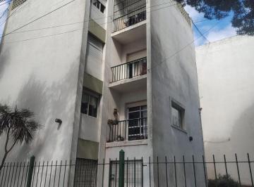 Departamento · 70m² · 4 Ambientes · Venta Departamento 4 Ambientes en Zona Constitución