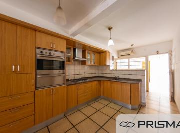 Casa · 189m² · 10 Ambientes · Casa - 4 Dorm - Barrio Juniors - Apto Credito