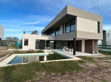 Casa · 171m² · 4 Ambientes · Casa 4 Ambientes a Estrenar en Venta - Greenville