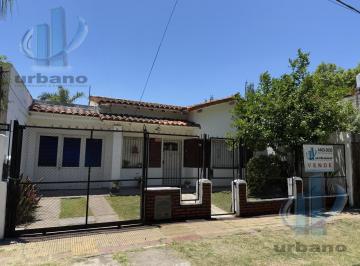 Casa · 120m² · 3 Ambientes · 2 Cocheras · Chalet en Venta 3 Amb. a Refaccionar - Ramos Mejia