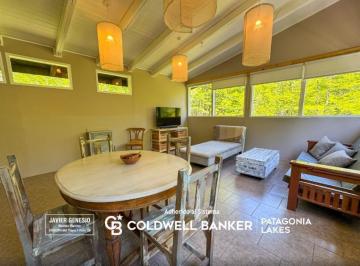Casa · 303m² · 9 Ambientes · 3 Cocheras · Venta 2 Casas de 100 m² c/u 3 Ambientes Aptas Att B° Las Balsas