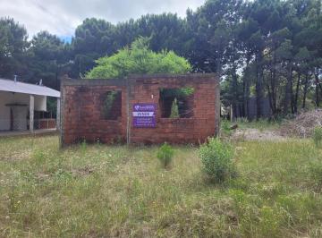Terreno , Nueva Atlantis · Lote Arbolado en Nueva Atlantis