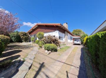 Casa · 177m² · 3 Dormitorios · 1 Cochera · Casa en La Falda