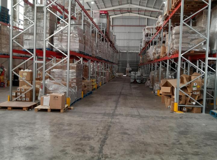 Depósito · 200m² · 2 Cocheras