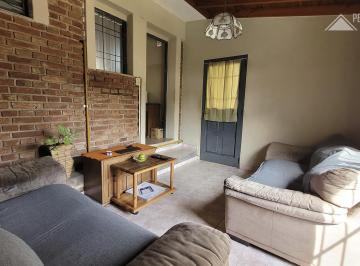 Casa de 3 ambientes, La Cumbre · Casa en La Cumbre Centro! Todos Los Servicios