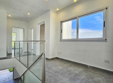 Casa · 250m² · 7 Ambientes · 2 Cocheras · Casa en Puertos - Barrio Vistas