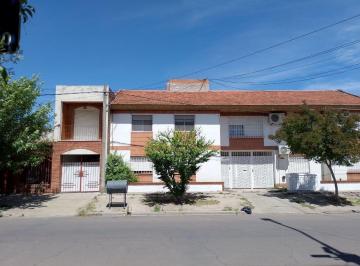 Departamento · 74m² · 3 Ambientes · 1 Cochera · Departamento en Venta - 2 Dorm. 2 Baños - 74 m² - Bahía Blanca