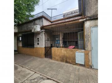 Casa · 101m² · 6 Ambientes · 1 Cochera · Casa de Dos Dorm. con Cochera