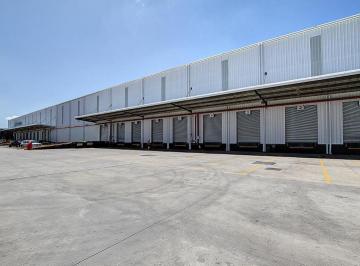 Depósito · 4550m² · Excelente Deposito en Alquiler a Estenar de 4550 m² Cub a Estrenar.