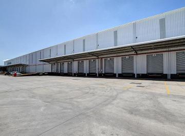 Depósito · 4550m² · Excelente Deposito en Alquiler a Estenar de 4550 m² Cub a Estrenar.