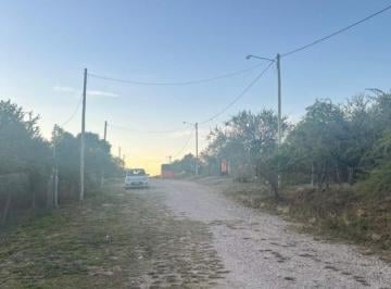 Foto · Vendo Terreno con Casa a Terminar en Rio Ceballos: