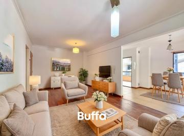 Departamento · 74m² · 4 Ambientes · 2 Cocheras · Semipiso de Lujo en San Martín Al 300: Espacios Amplios y Una Ubicación Privilegiada