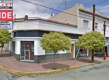 Casa · 328m² · 4 Ambientes · 1 Cochera · Casa en Valle Hermoso