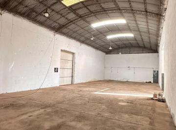Bodega-Galpón de 3 ambientes, Villa María · Importante Galpón en Venta
