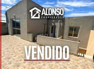 Casa · 185m² · 4 Ambientes · 1 Cochera · Casa 4 Ambientes con Cochera, Quincho y Terraza en Venta