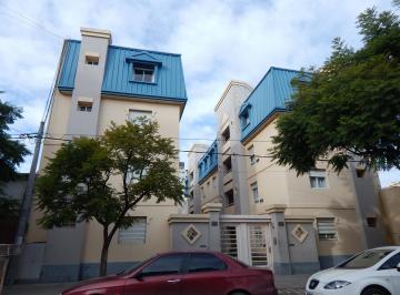 Departamento de 2 ambientes, Bahía Blanca · Salta 245, Alquila Departamento de un Dorm..