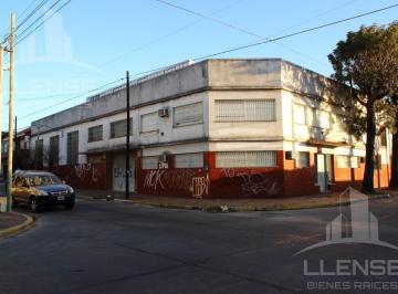 Local comercial · 1853m² · Galpon Industrial 1853 m² en Venta - Berazategui