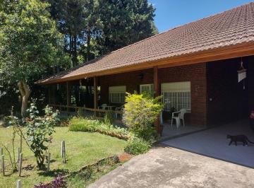 Casa de 5 ambientes, San Vicente · Casa en San Vicente Sobre Av Peron.