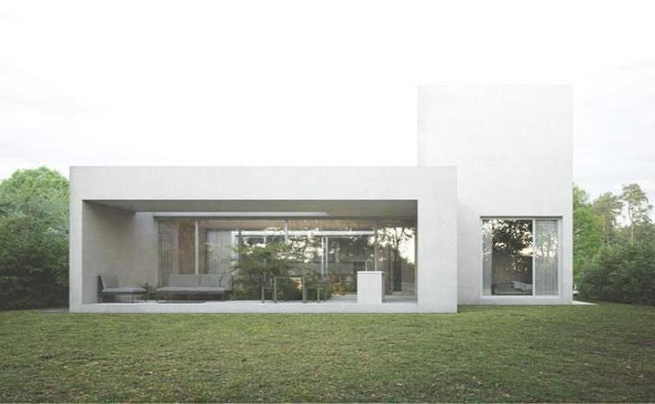 Casa · 261m² · 6 Ambientes · 2 Cocheras