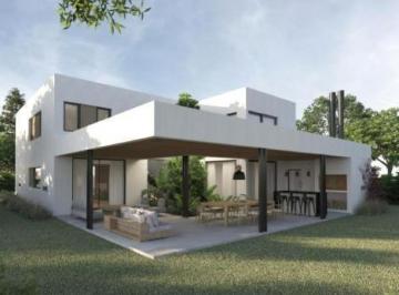 Casa · 259m² · 7 Ambientes · 2 Cocheras · Casa en Barrio Privado San Sebastian