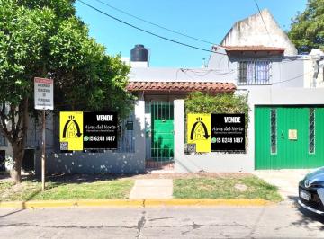Casa de 4 ambientes, San Isidro · Casa de 4 Amb con Lote de 10 X 24 en Martínez. a m de Dardo Rocha/hipodromo