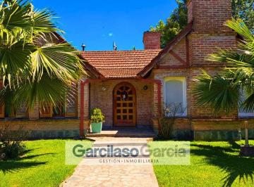 Casa · 120m² · 4 Ambientes · 1 Cochera · Casa Quinta en Alq. Temporario en General Rodríguez, G. B. a. Zona Oeste, Argentina