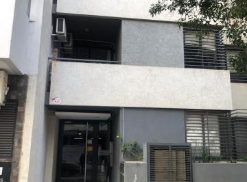Departamento · 75m² · 4 Ambientes · Departamento en General Paz 2 Dorm.
