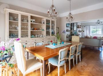 Casa · 360m² · 7 Ambientes · 1 Cochera · Venta Casa 7 Ambientes con Patio, Cochera y Playroom en Almagro