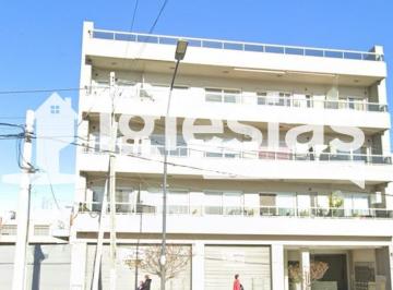 Garage , La Matanza · Cochera Cubierta en Ciudad Madero