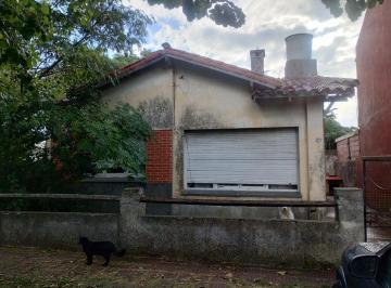 Casa · 50m² · 2 Ambientes · *mar del Plata* Casa Sobre Lote de 161 m a Refaccionar