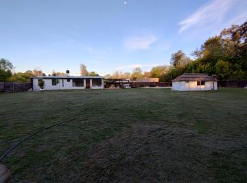 Quinta vacacional · 2400m² · 3 Ambientes · 1 Cochera · Venta Quinta General Rodriguez
